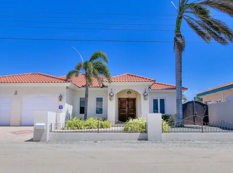 VILLA THALIS Aruba - vacaystore.com