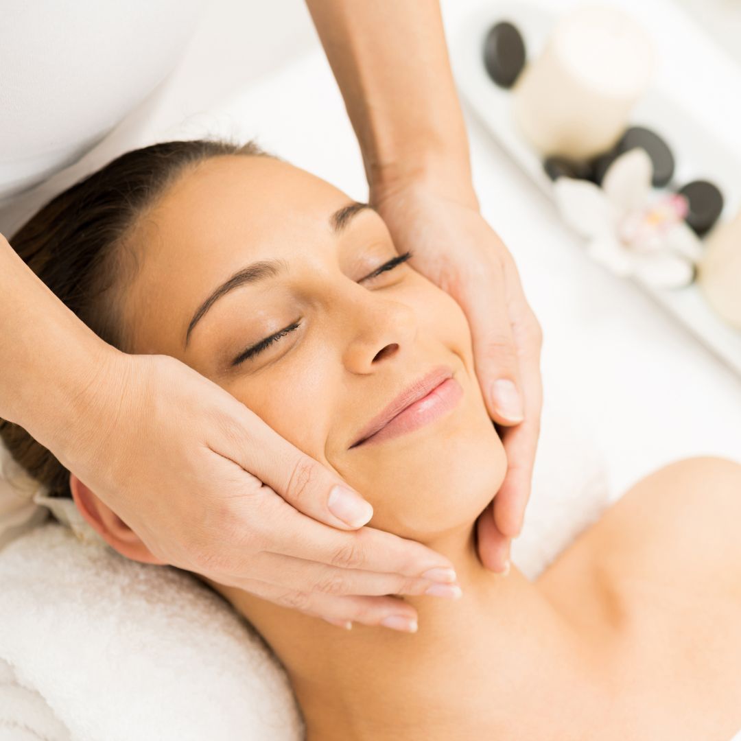 FACIAL TREATMENT BY WOODHOUSE SPA  Orlando - vacaystore.com